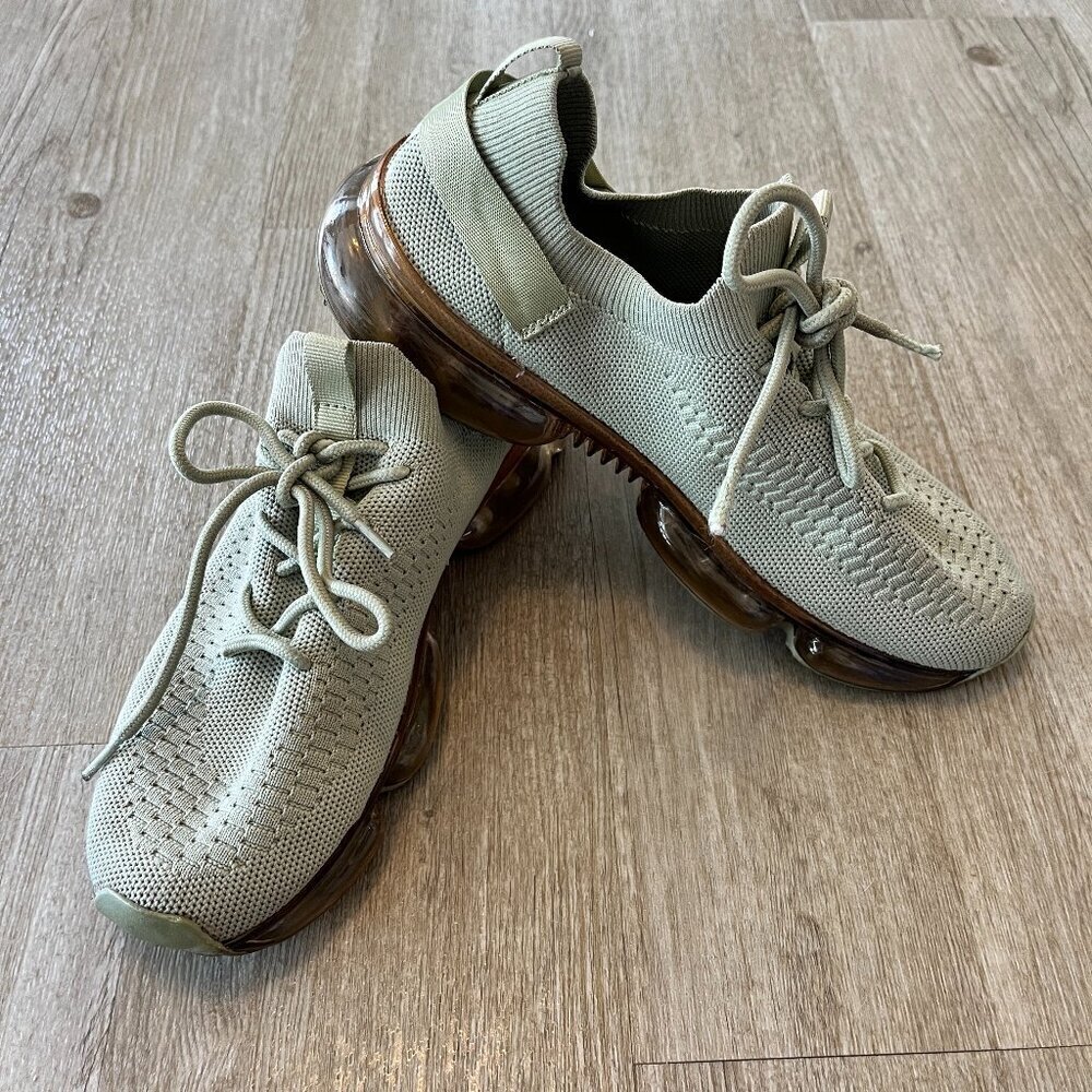 Womens La Shellah Green Sneakers - 9